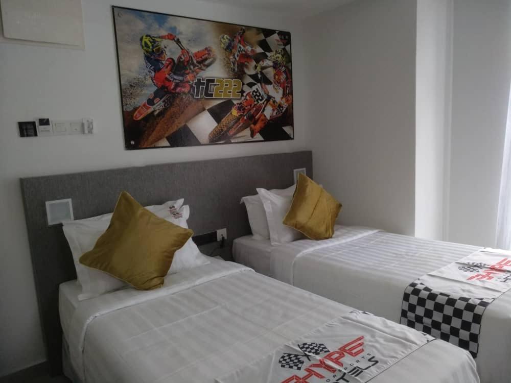 Hype Motorsports Hotel Port Dickson Extérieur photo