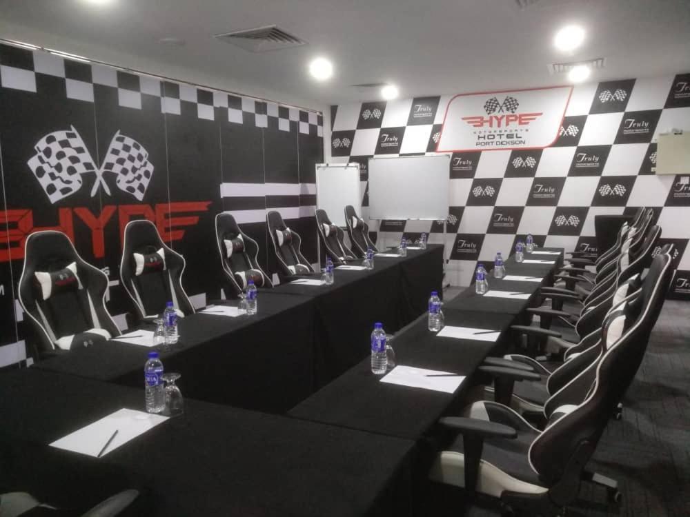 Hype Motorsports Hotel Port Dickson Extérieur photo